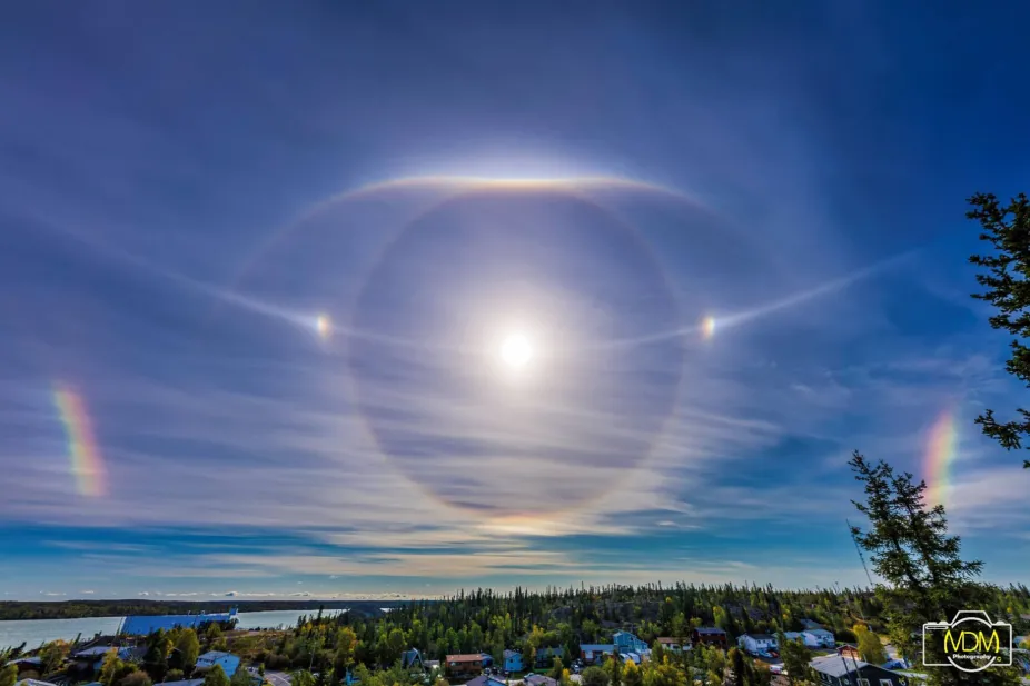 photo of sun dogs and a halo around the Sun on a cold winter day