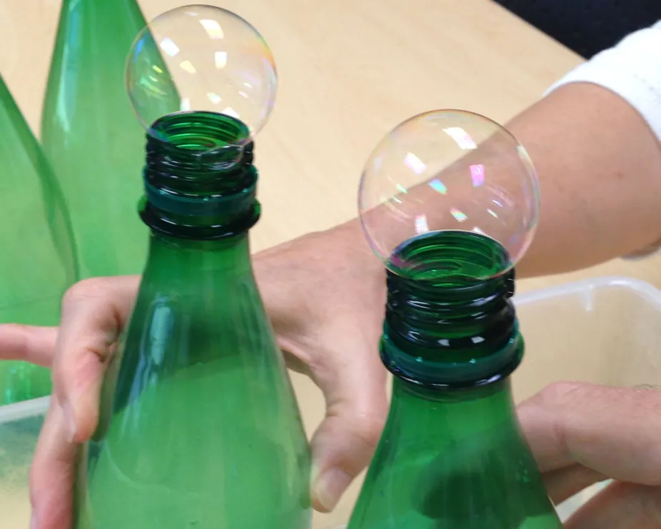 Modeling the Behavior of Air with Bottles